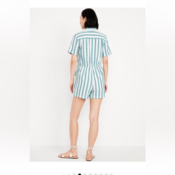 NWOT Old Navy Crinkle Gauze Button Down Romper - Picture 2 of 9